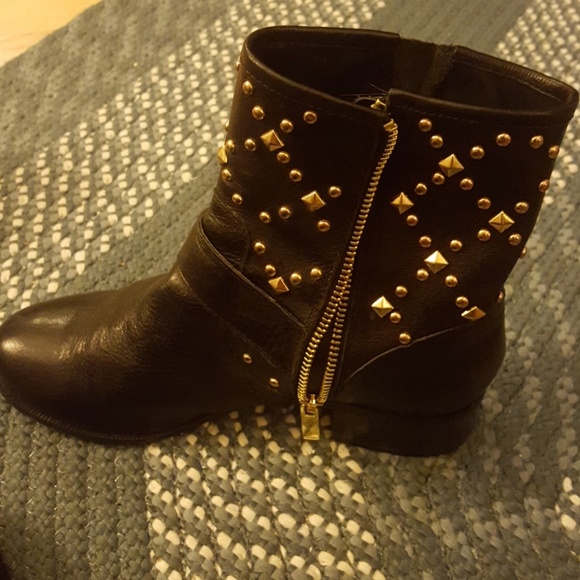Black Leather Upper with Beautiful Gold Studs - Picture 3 of 4